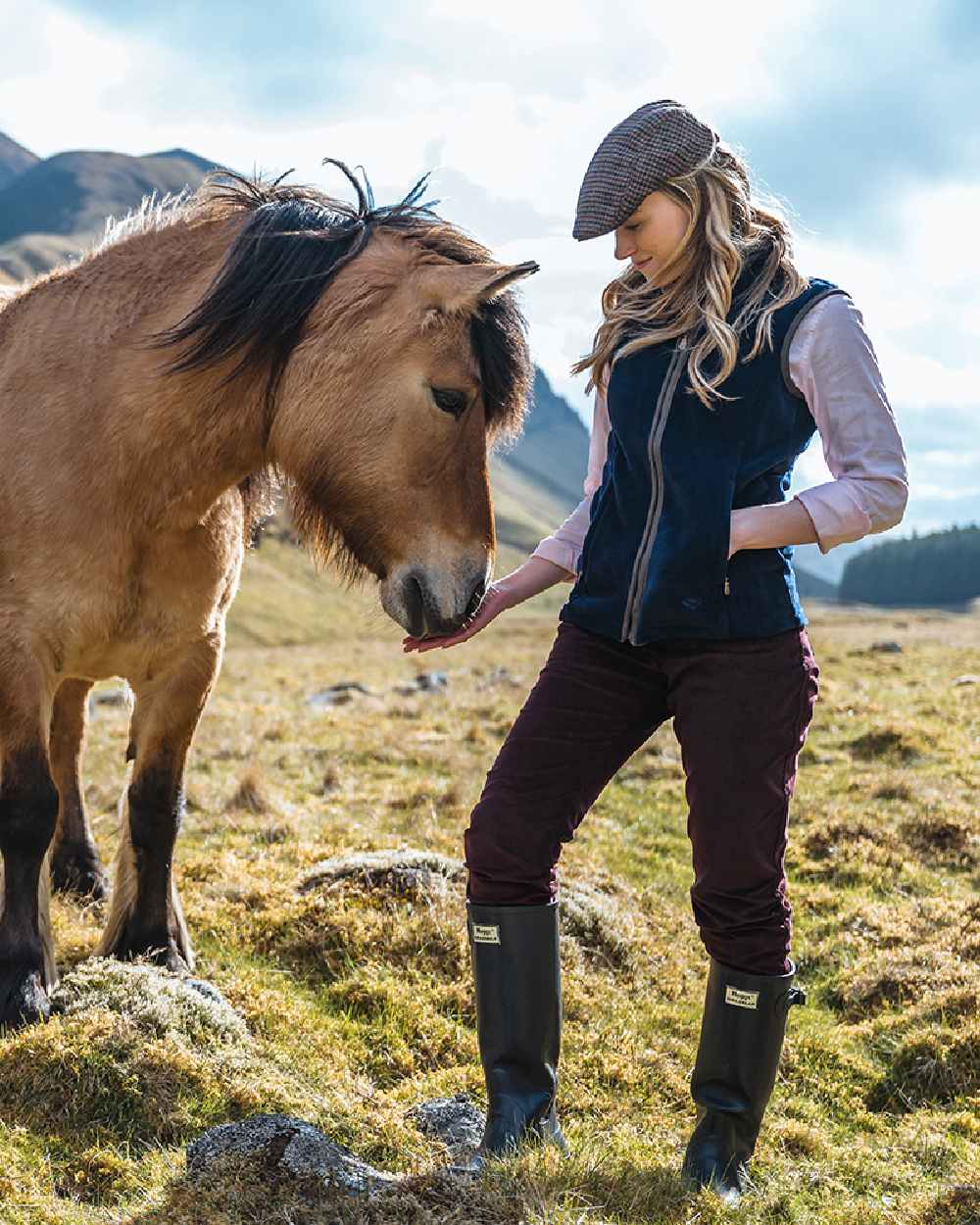 Hoggs of Fife Callie Twill Ladies Check Shirt - Image 5