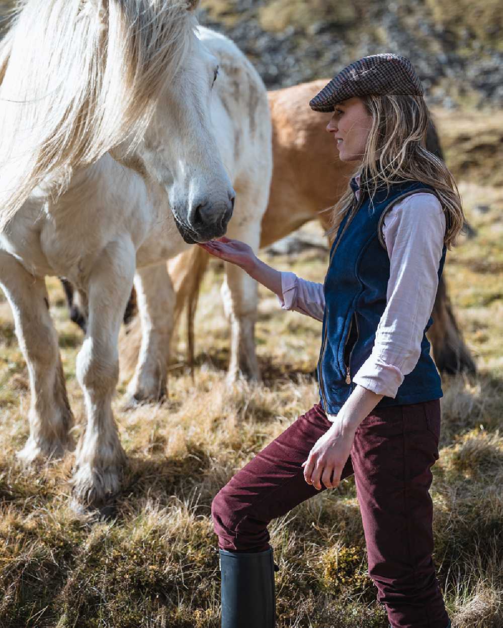 Hoggs of Fife Ceres Ladies Stretch Cord Jeans - Image 3
