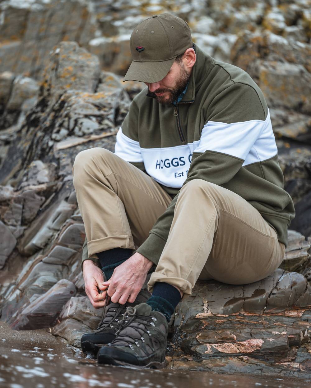 Hoggs of Fife Dumfries 1888 Mens Quarter Zip Sweatshirt - Image 8
