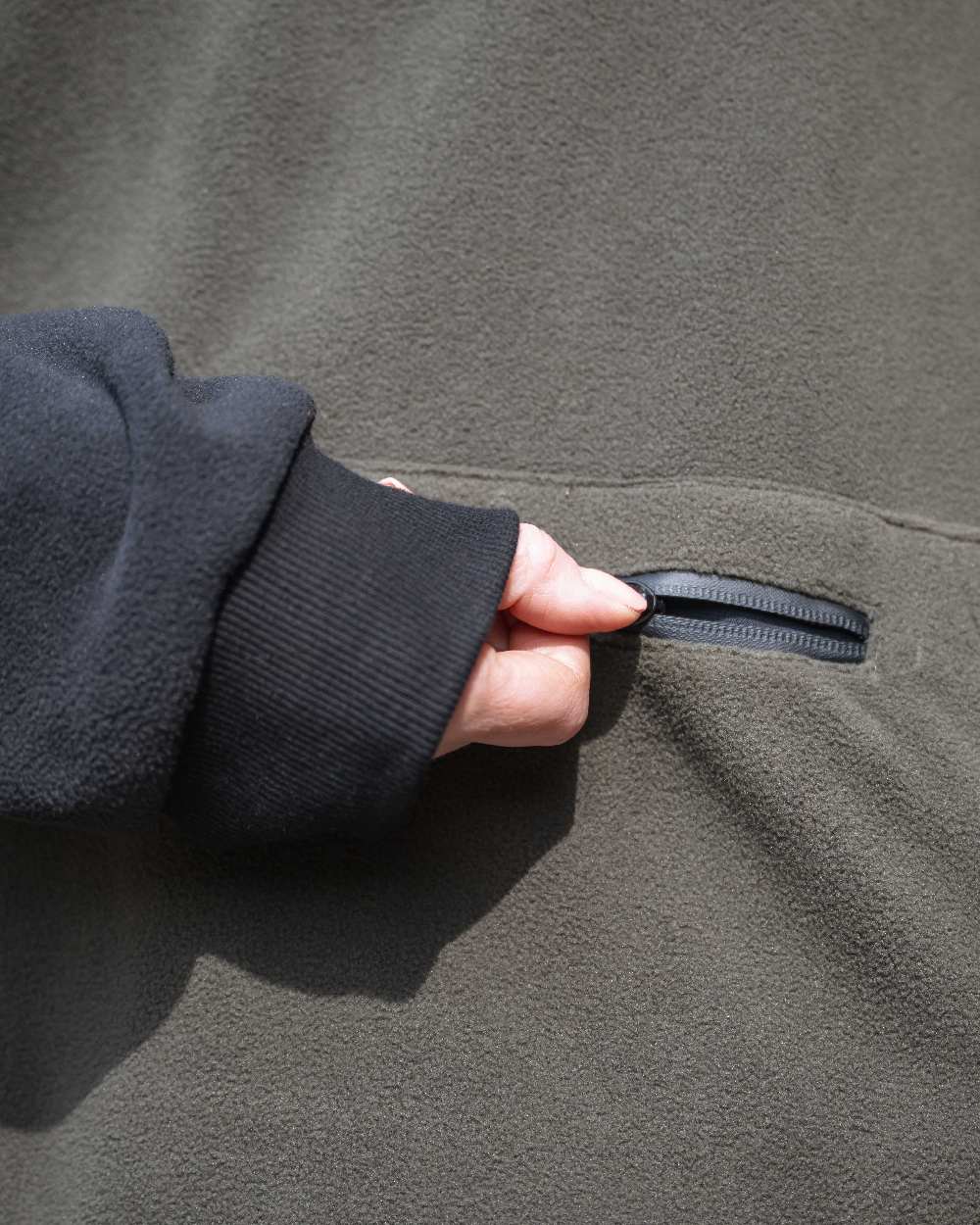 Hoggs of Fife Green King II Stormproof Bonded Hoodie - Image 5
