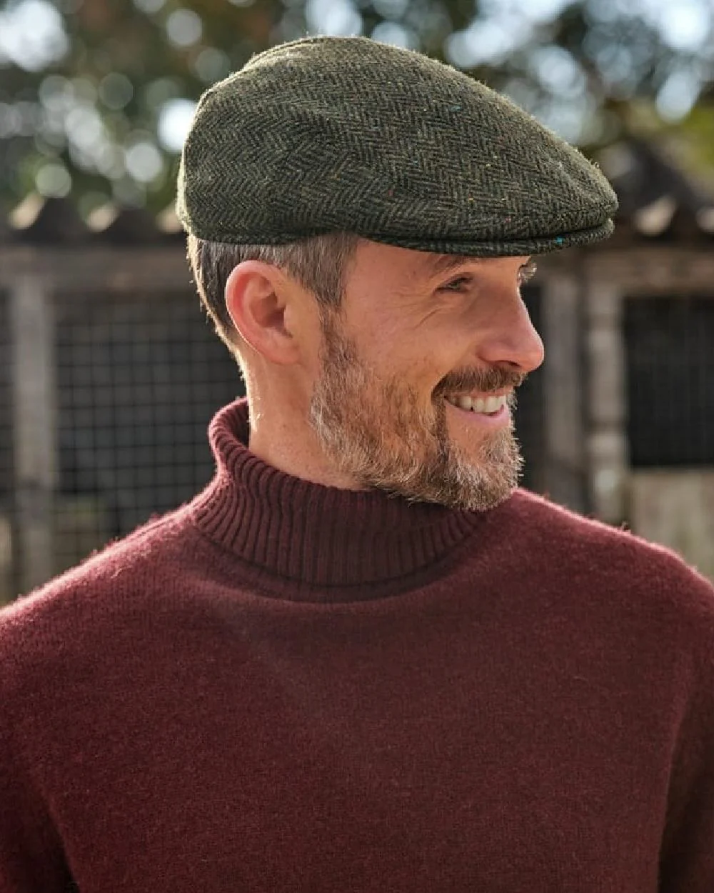 Hoggs of Fife Herringbone Waterproof Tweed Flat Cap - Image 5