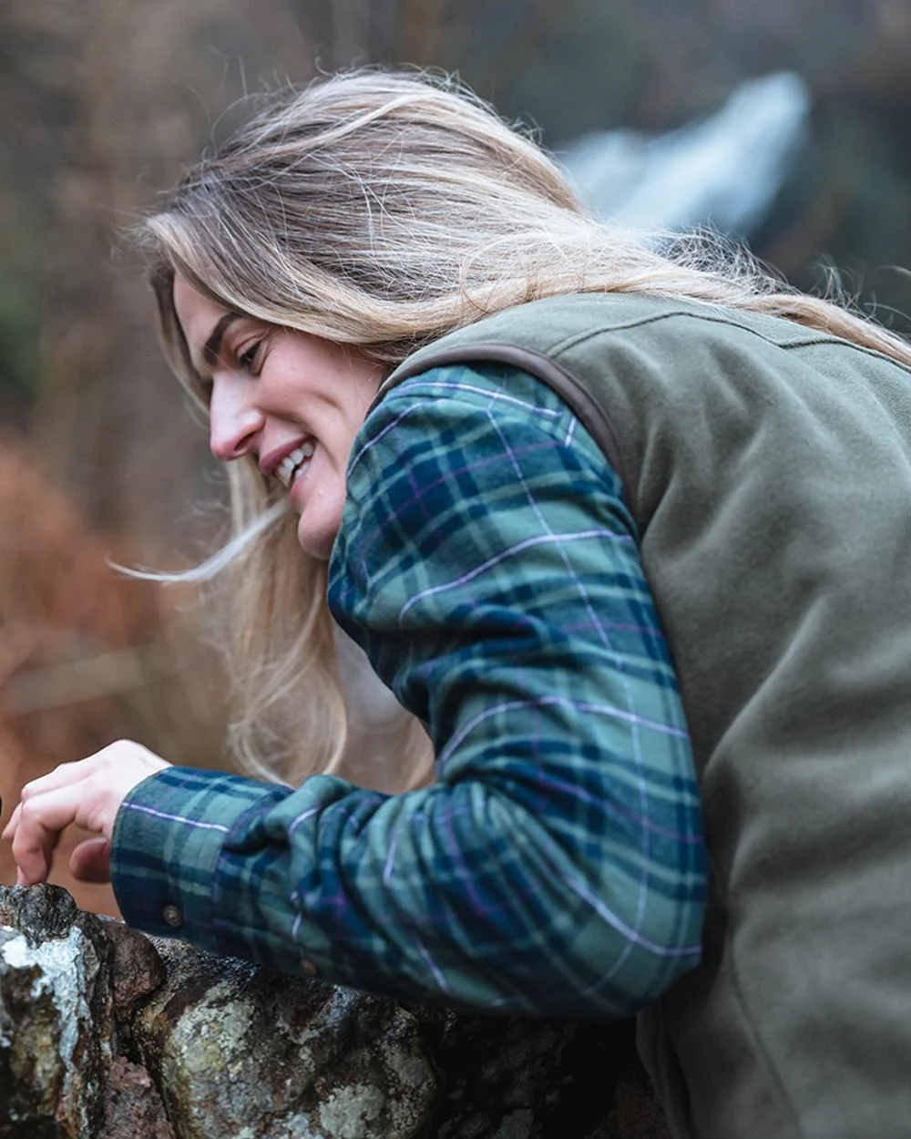 Hoggs of Fife Hogg Tartan Womens Shacket - Image 3