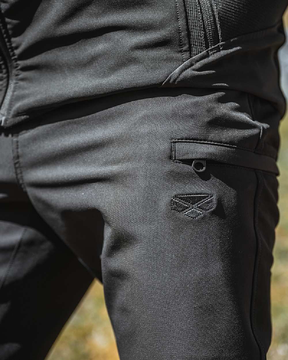 Hoggs of Fife Mens Ardross 4 Way Active Trousers - Image 7