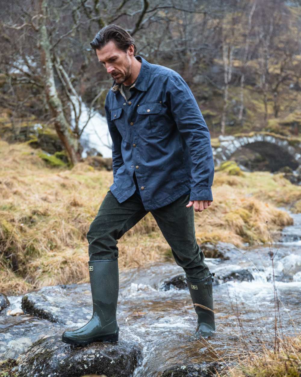 Hoggs of Fife Mens Huntly Waxed Canvas Utility Overshirt - Image 4
