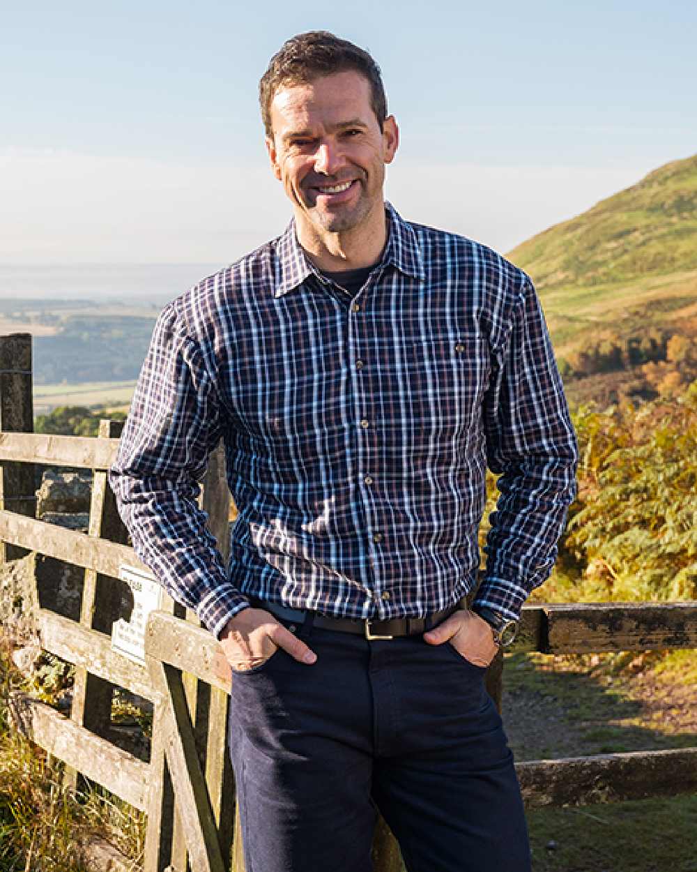 Hoggs of Fife Micro Fleece Lined Shirt - Image 9