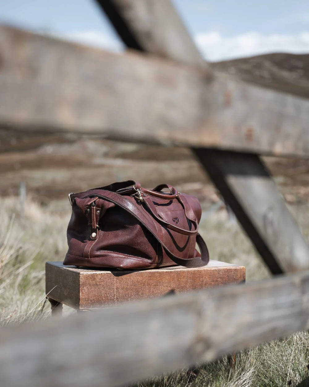 Hoggs of Fife Monarch Leather Carryon Holdall - Image 6