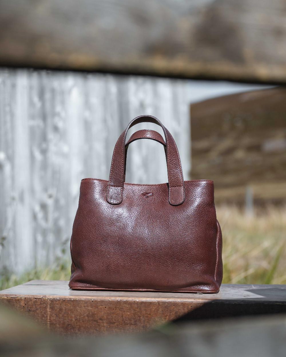 Hoggs of Fife Monarch Leather Handbag - Image 2