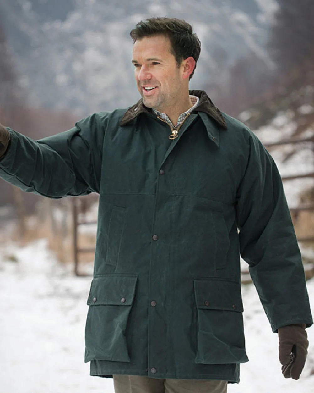 Hoggs of Fife Padded Waxed Jacket - Image 4