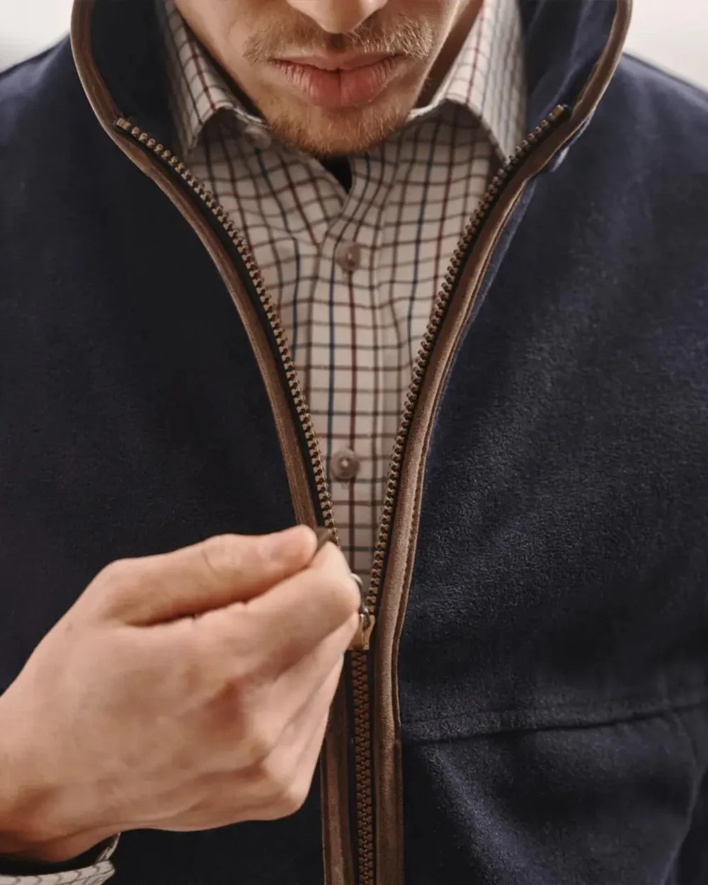 Hoggs of Fife Stenton Technical Fleece Gilet - Image 9