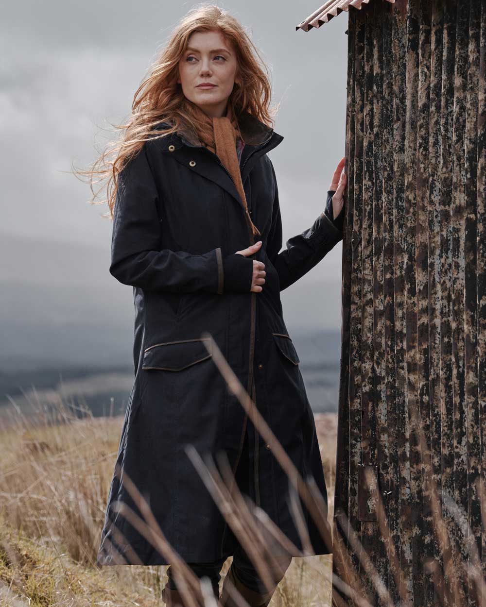 Hoggs of Fife Struther Ladies Long Riding Coat - Image 2