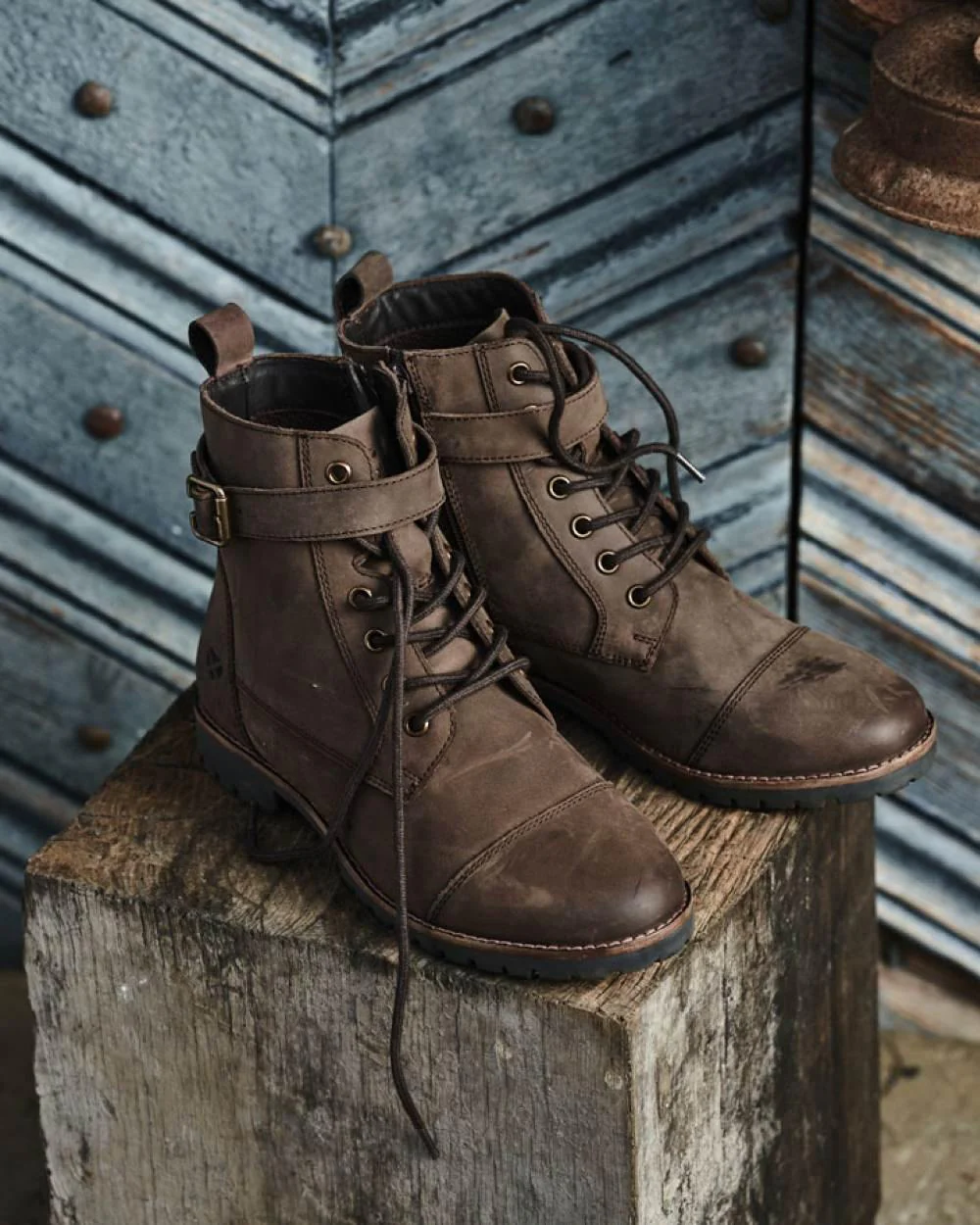 Hoggs of Fife Womens Bridle Buckle Boots - Image 2