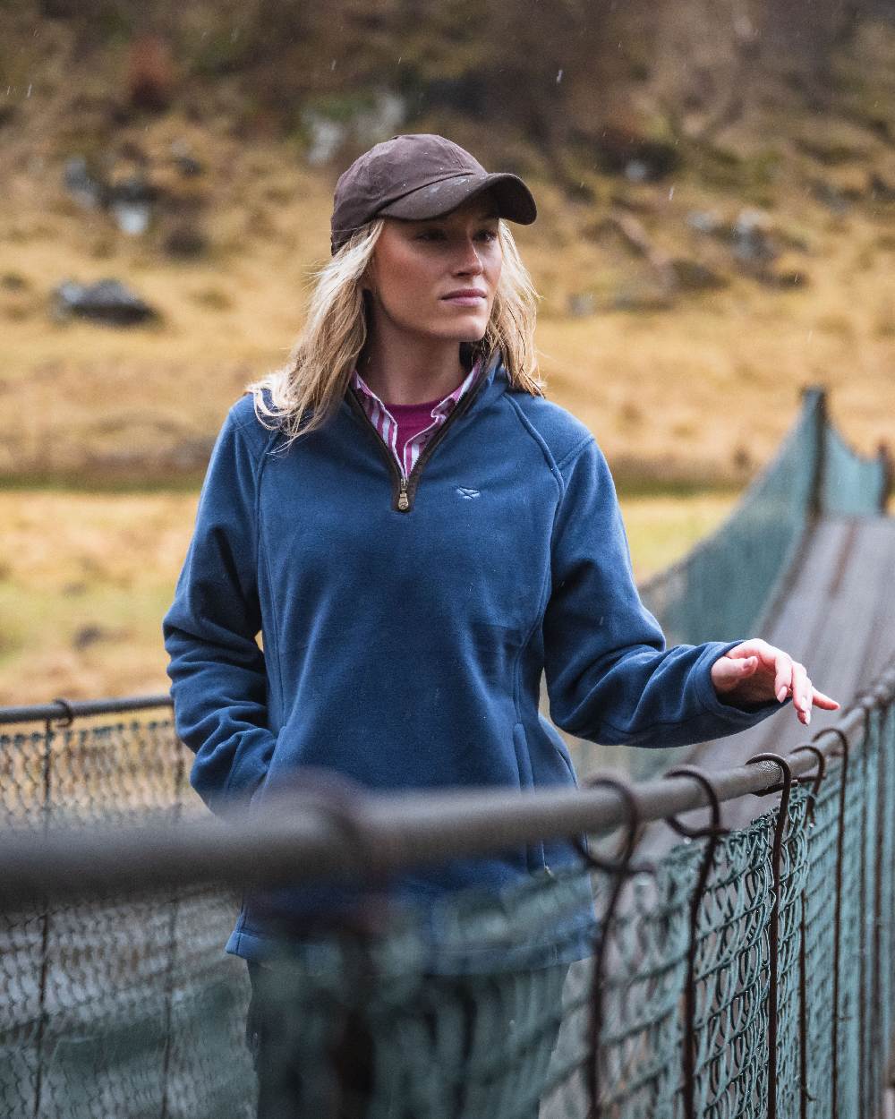 Hoggs of Fife Womens Stenton Quarter Zip Fleece - Image 6