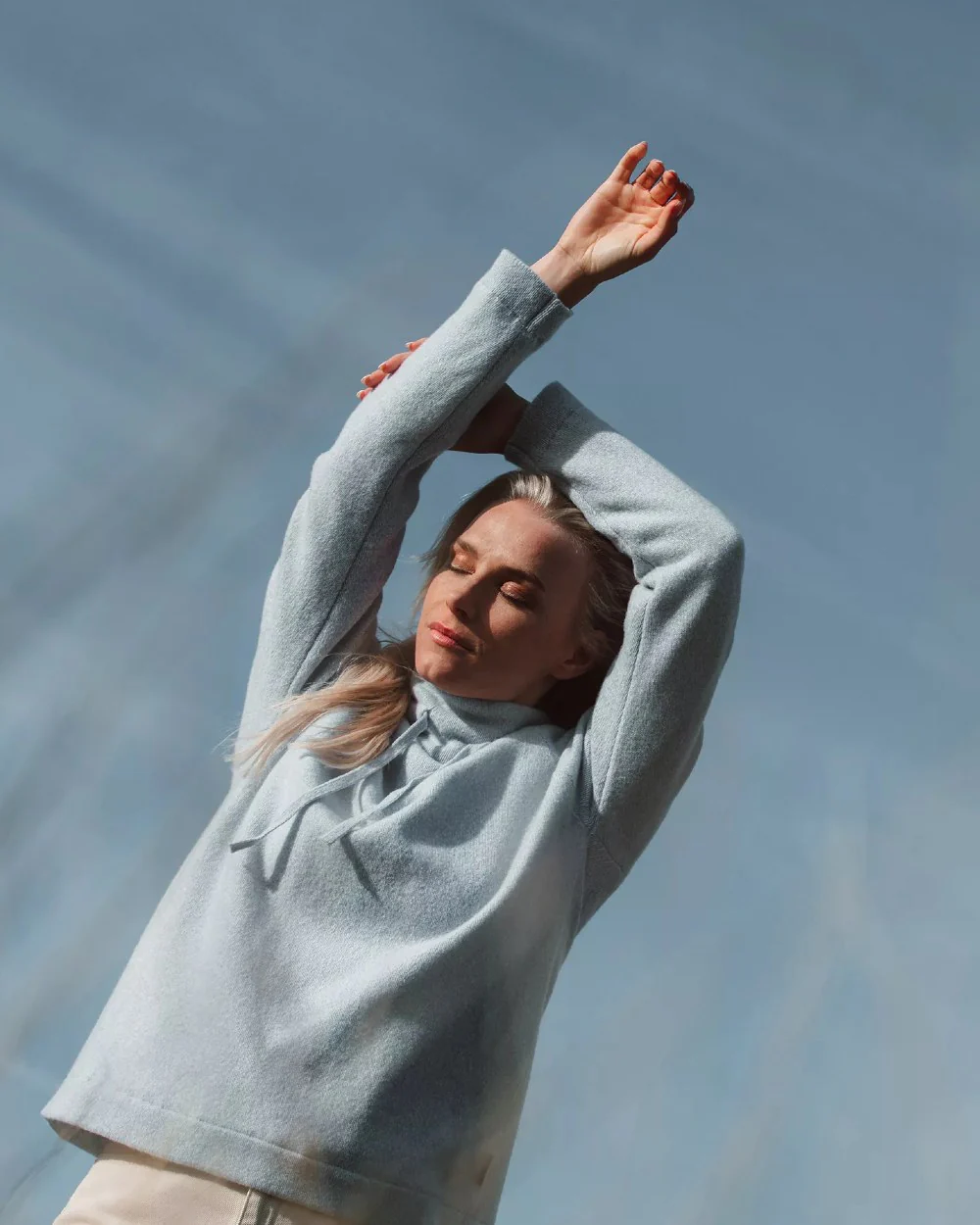 Holebrook Womens Angelika Windproof Sweater - Image 11