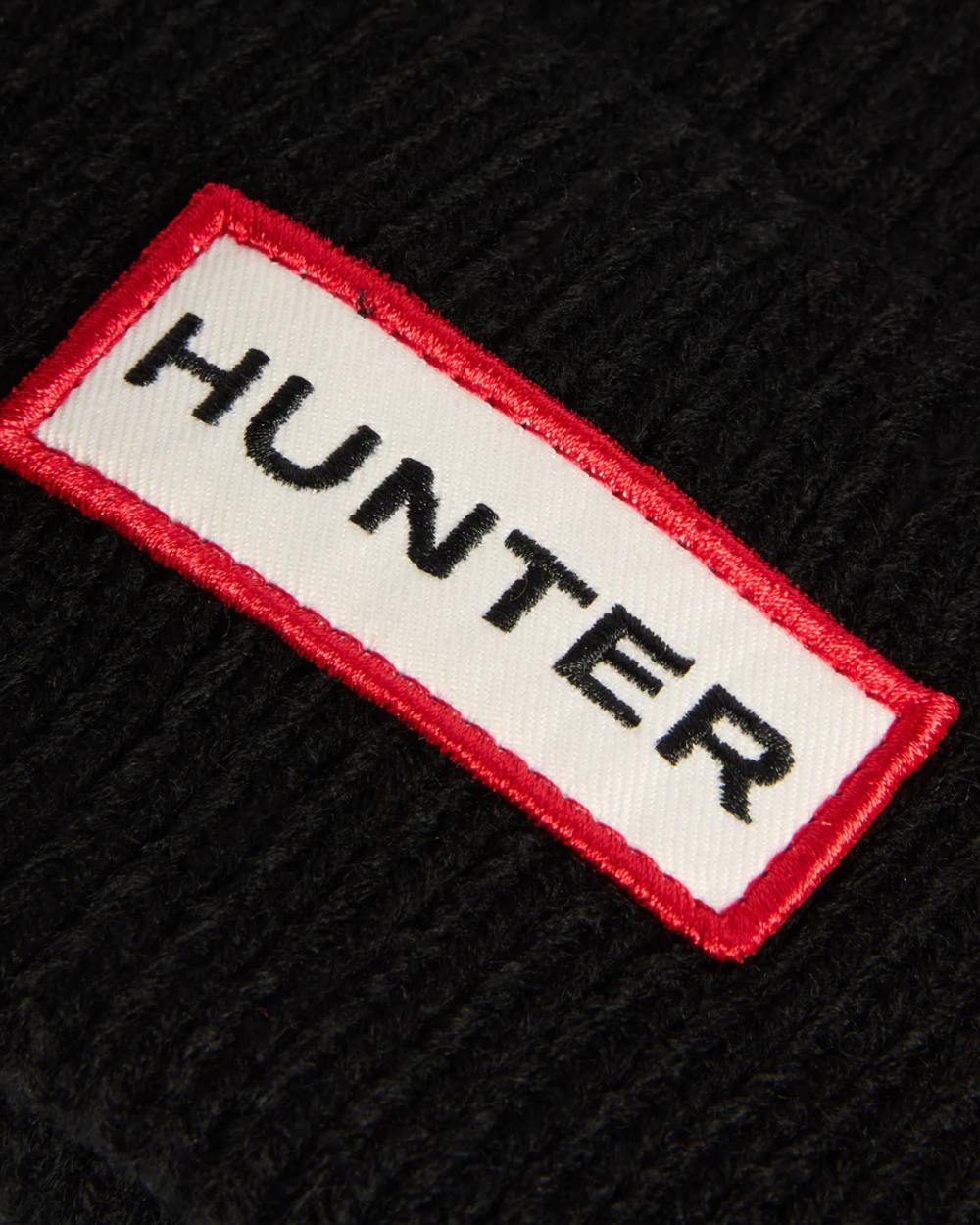 Hunter Skye Pom Pom Beanie - Image 3