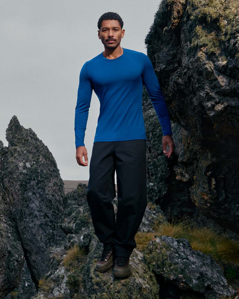Icebreaker Mens Merino 200 Oasis Crew Thermal Top - Image 35