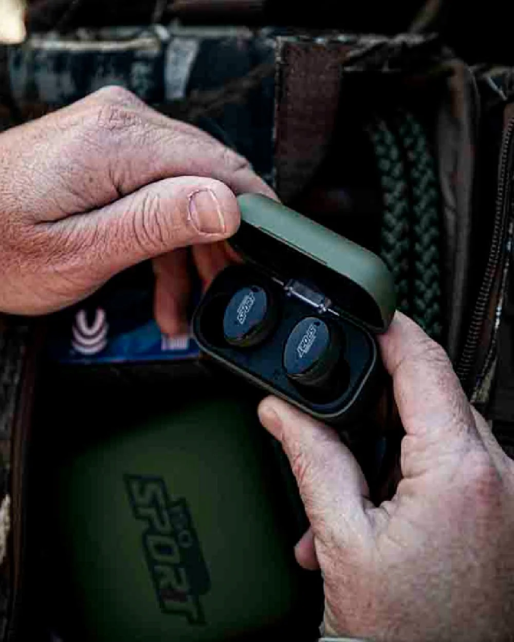 ISOtunes Sport Caliber Earbuds - Image 5