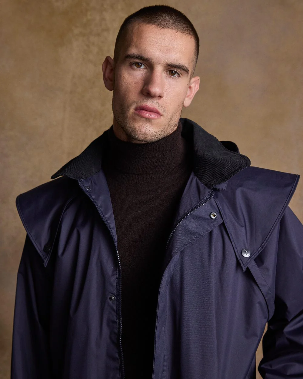 Jack Murphy Lambourne Mens Long Bush Coat - Image 18