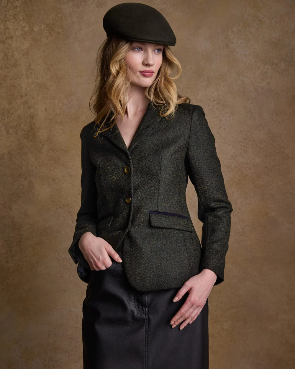 Jack Murphy Womens Tara Tweed Hacking Jacket - Image 3