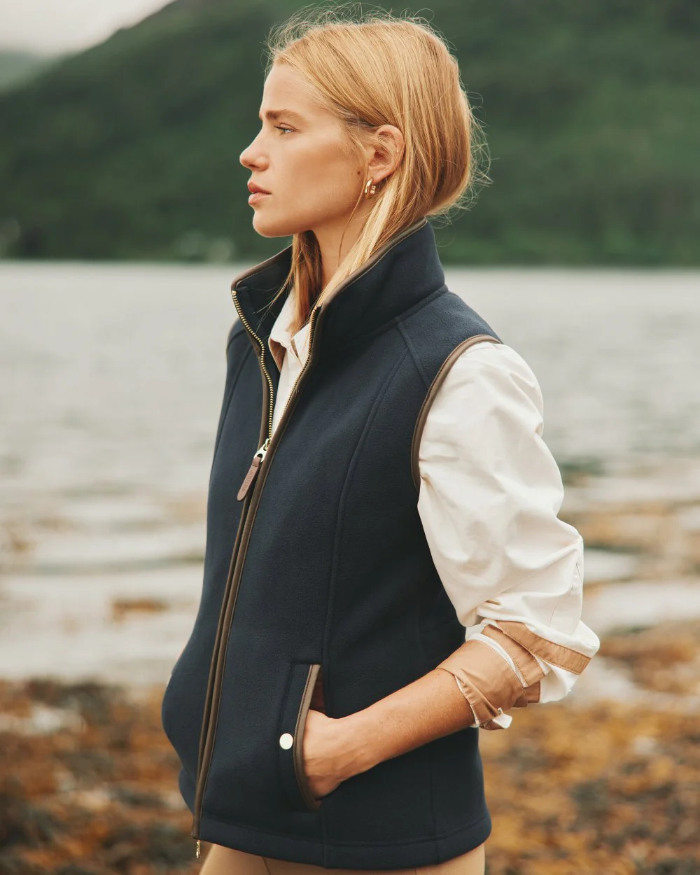 Joules Fairbourne Fleece Gilet - Image 4