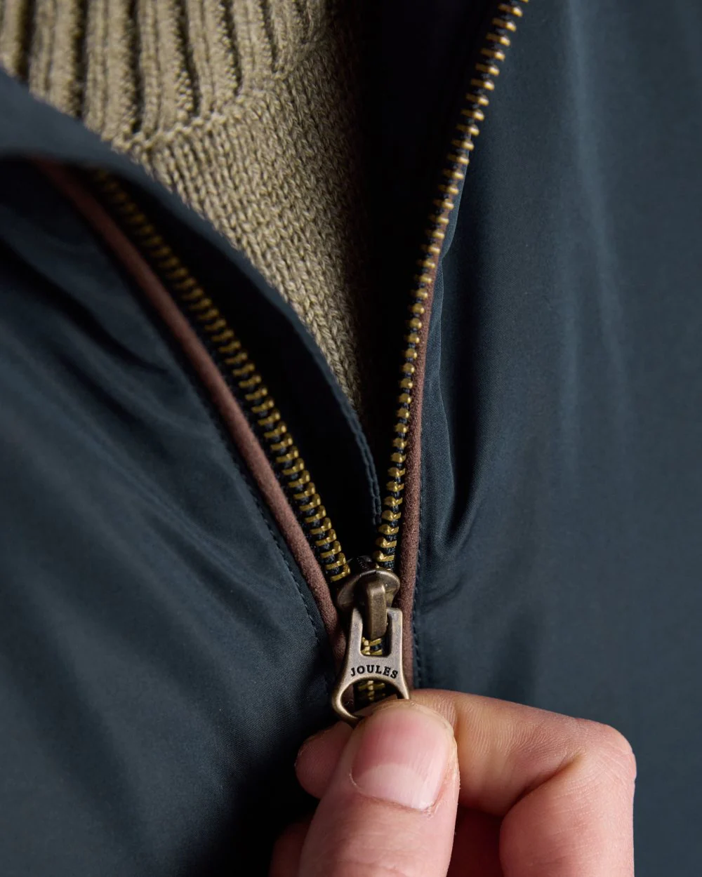 Joules Mens Farnham Fleece Lined Gilet - Image 9