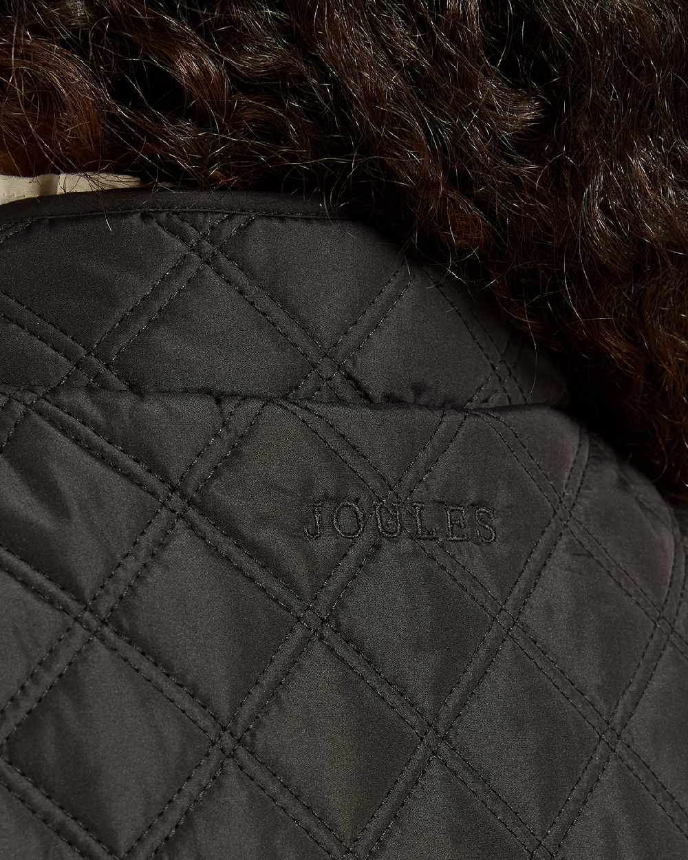 Joules Minx Showerproof Diamond Quilted Gilet - Image 19