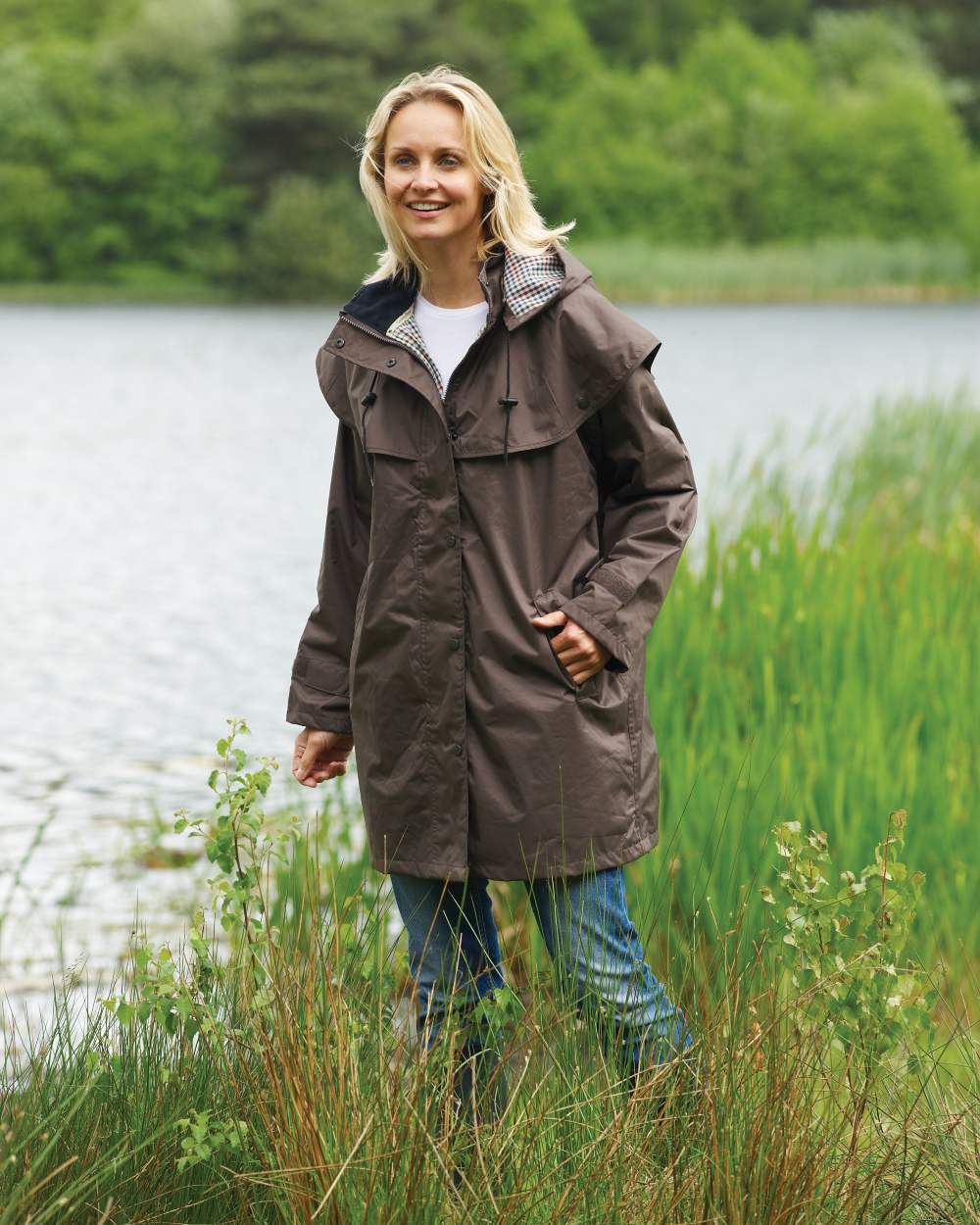 Champion Windsor Ladies Three-Quarter Length Waterproof Coat - Image 4