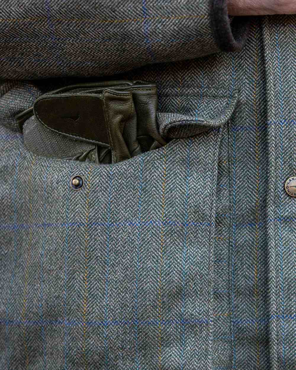 Laksen Laird Chatsworth Tweed Coat with CTX - Image 5