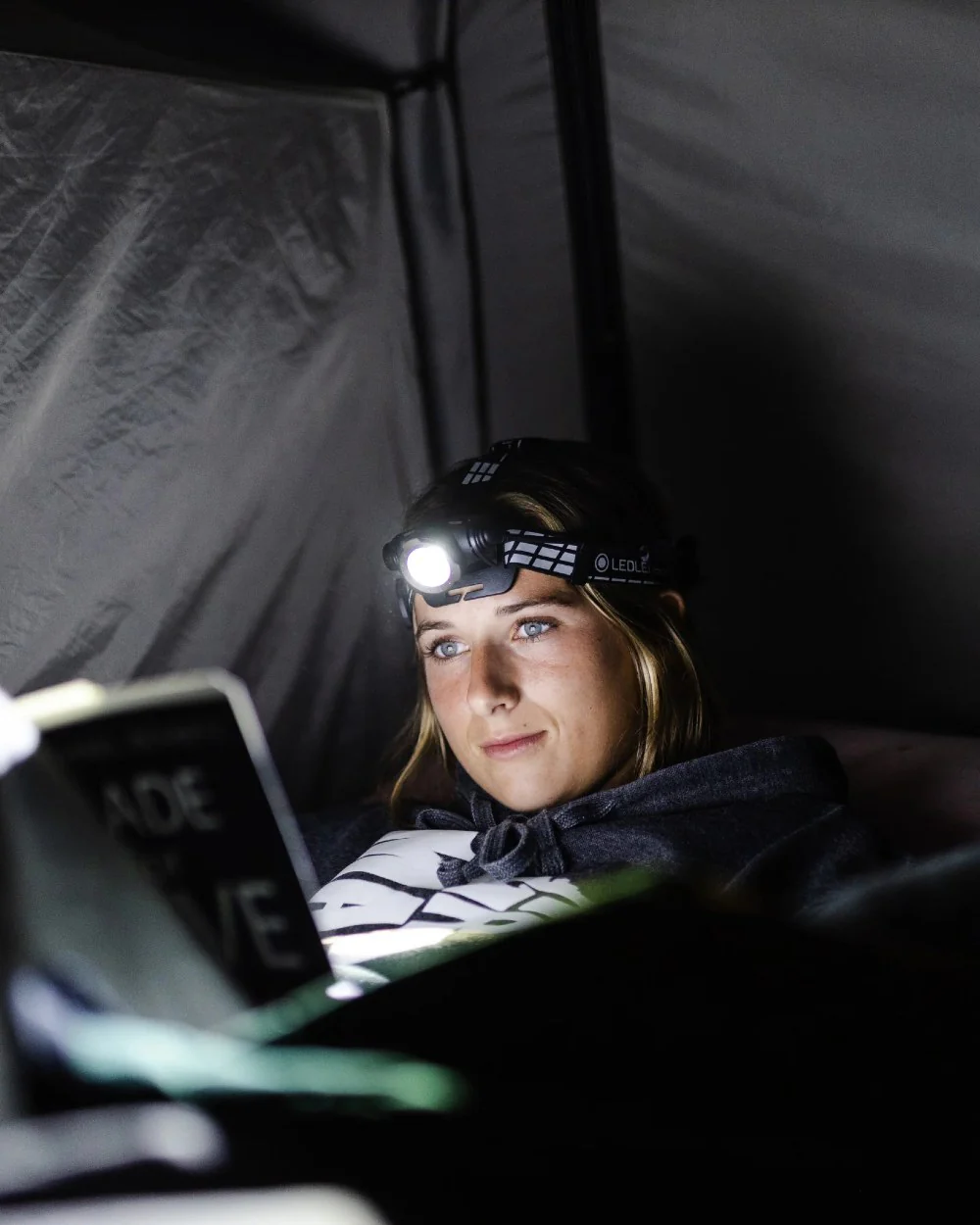 Led Lenser H7R Signature Rechargeable Head Torch - Image 2