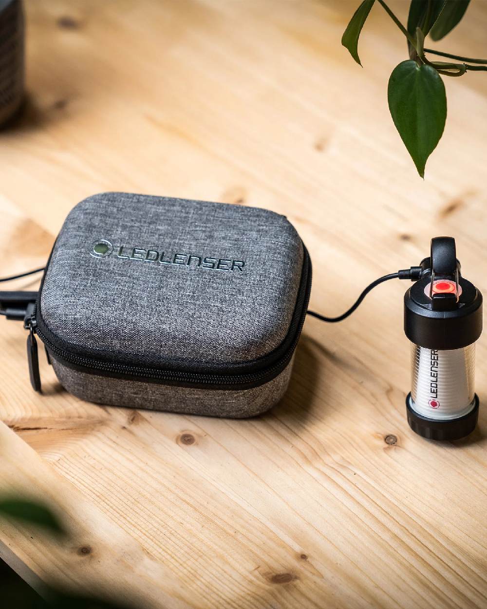 Led Lenser Powercase/Hard Storage Case & Powerbank 5000mAh - Image 2