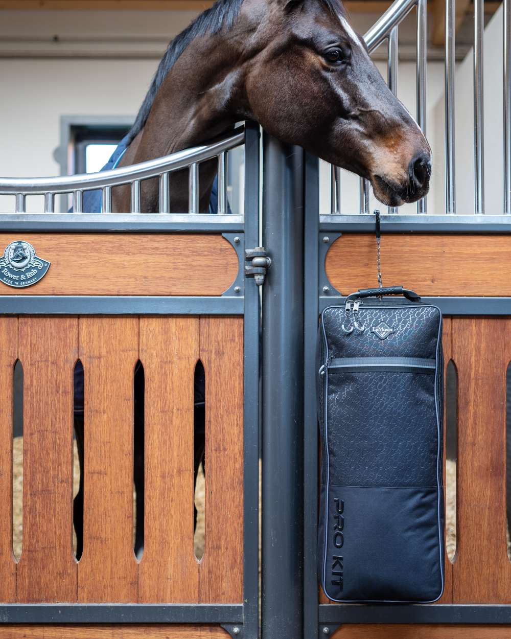 LeMieux Elite Pro Bridle Bag - Image 2