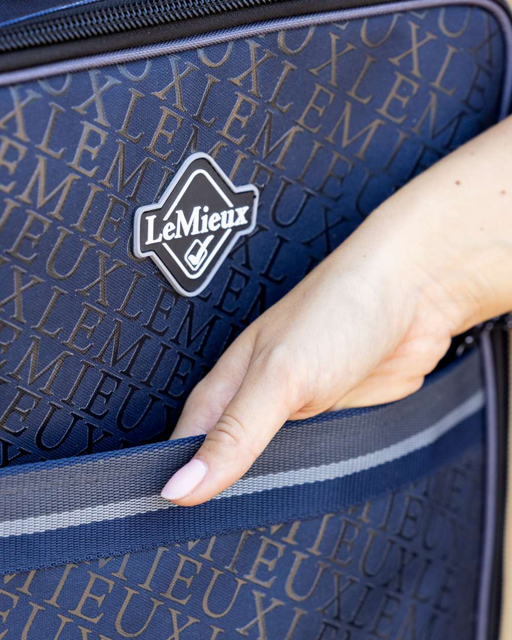 LeMieux Elite Pro Bridle Bag - Image 9
