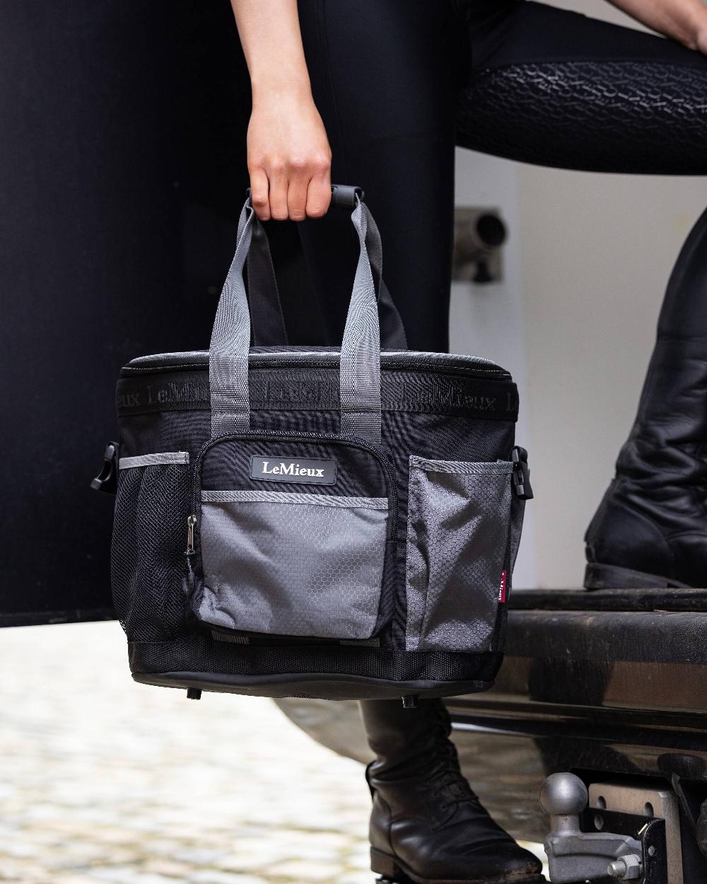 LeMieux Grooming Bag - Image 5