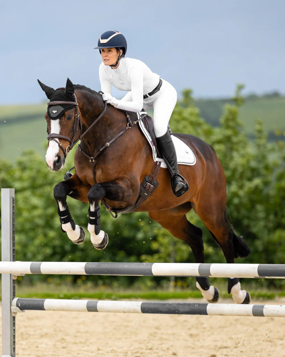 LeMieux Loire Close Contact Square - Image 17