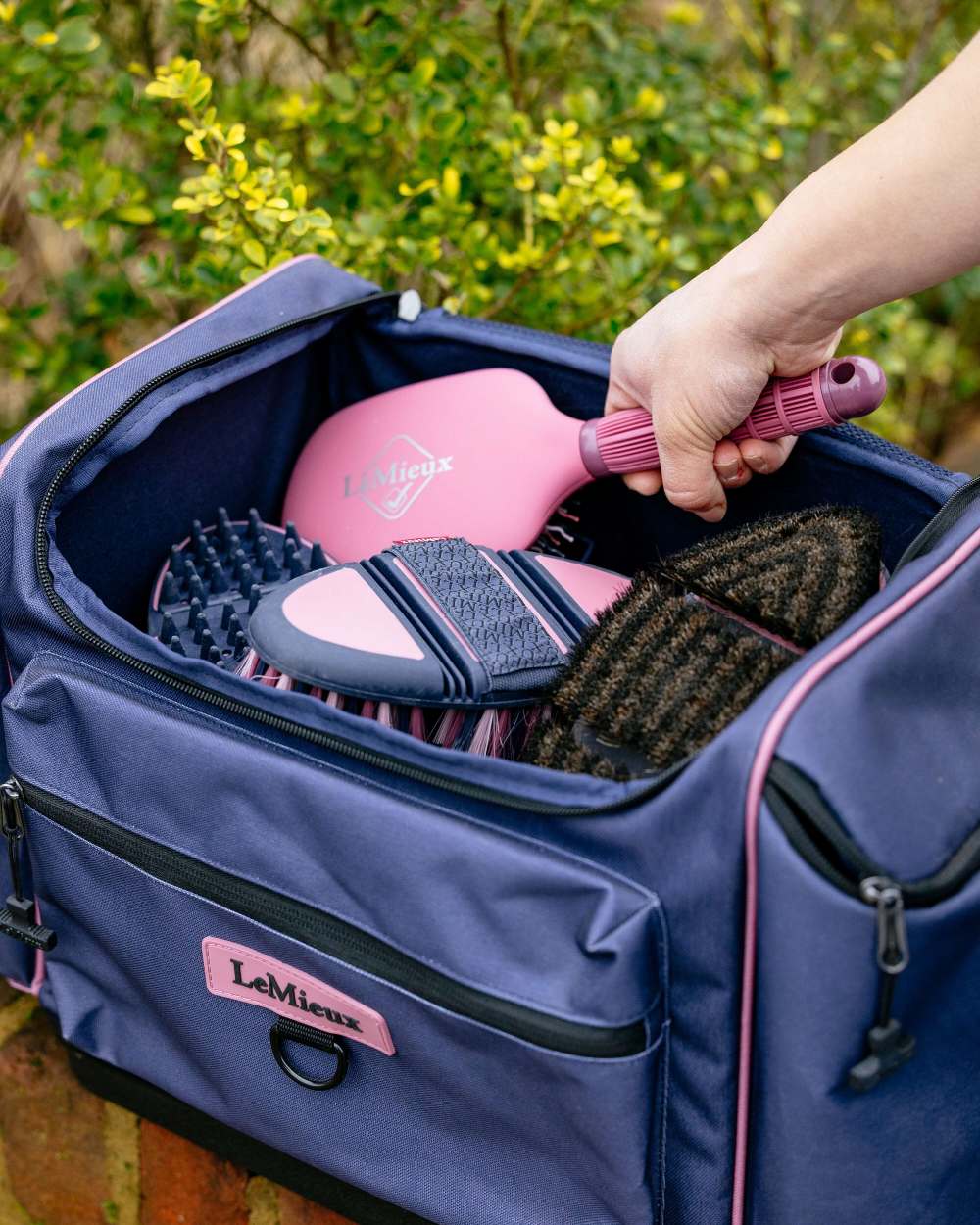 LeMieux ProKit Lite Grooming Bag - Image 15