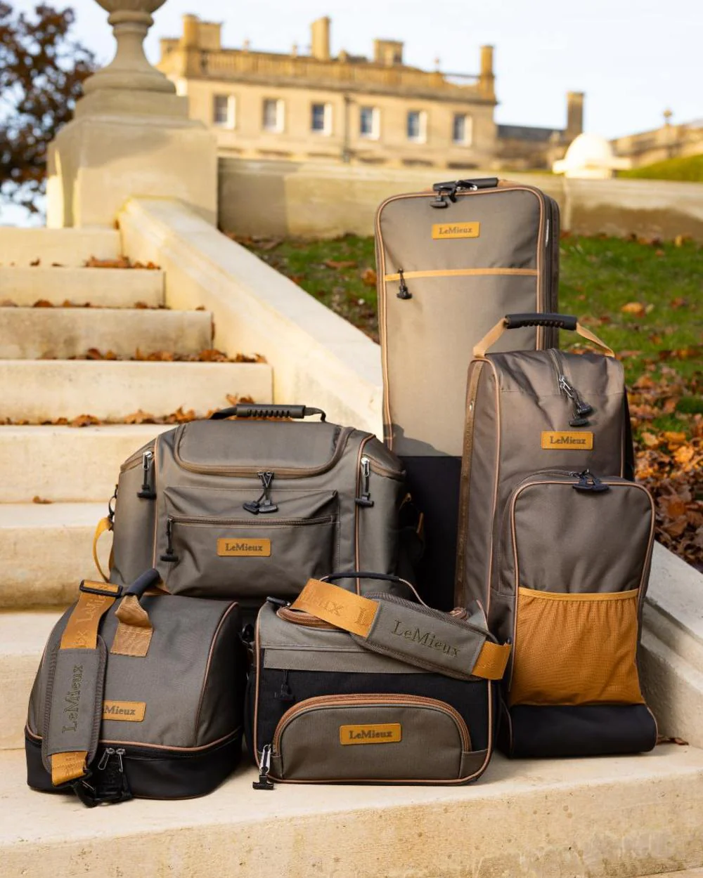 LeMieux ProKit Lite Grooming Bag - Image 7