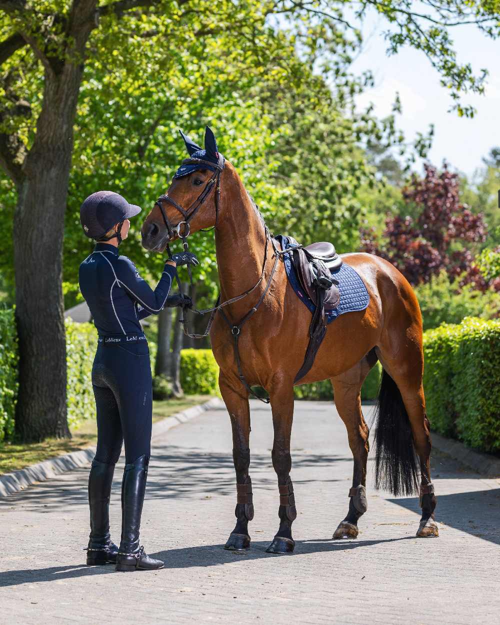 LeMieux Suede Close Contact Square Saddle Pad - Image 20