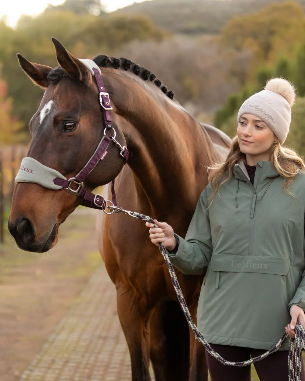 LeMieux Vogue Headcollar & Leadrope - Image 57