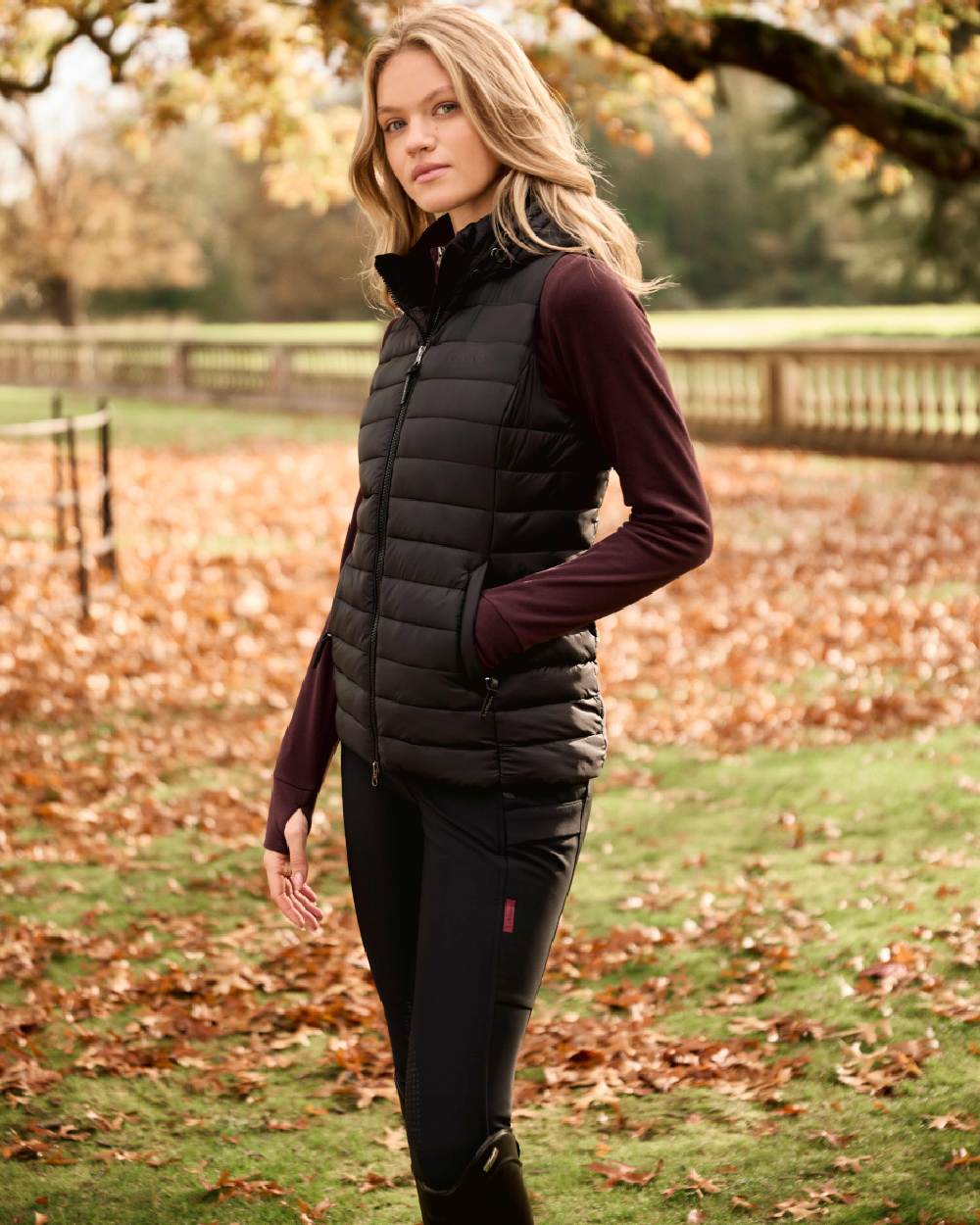 LeMieux Womens Rose Hooded Puffer Gilet - Image 3
