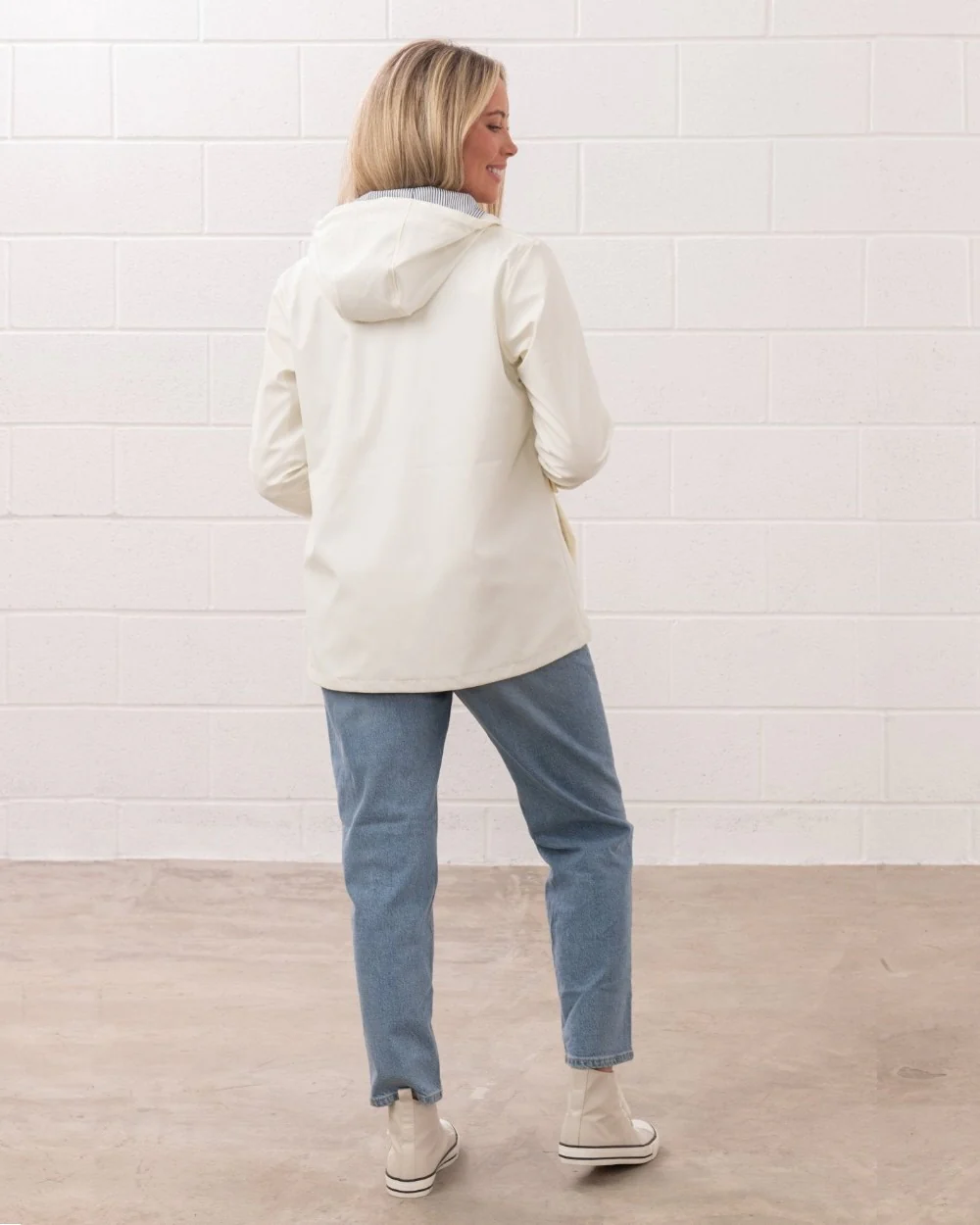 Lighthouse Ladies Lucy Jacket - Image 15