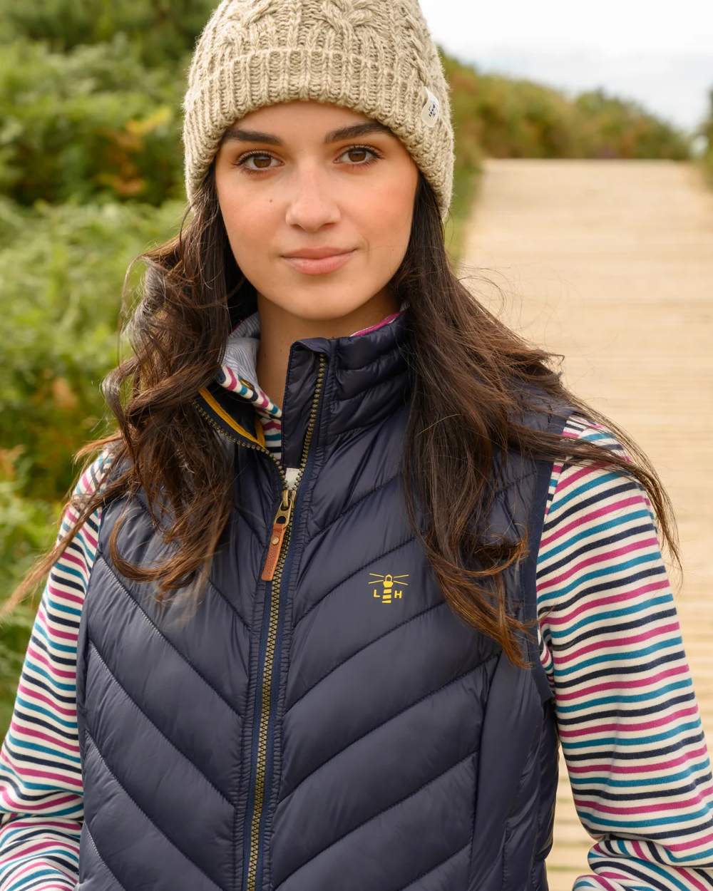 Lighthouse Laurel Ladies Gilet - Image 11