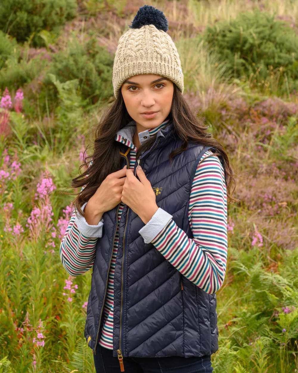 Lighthouse Laurel Ladies Gilet - Image 12