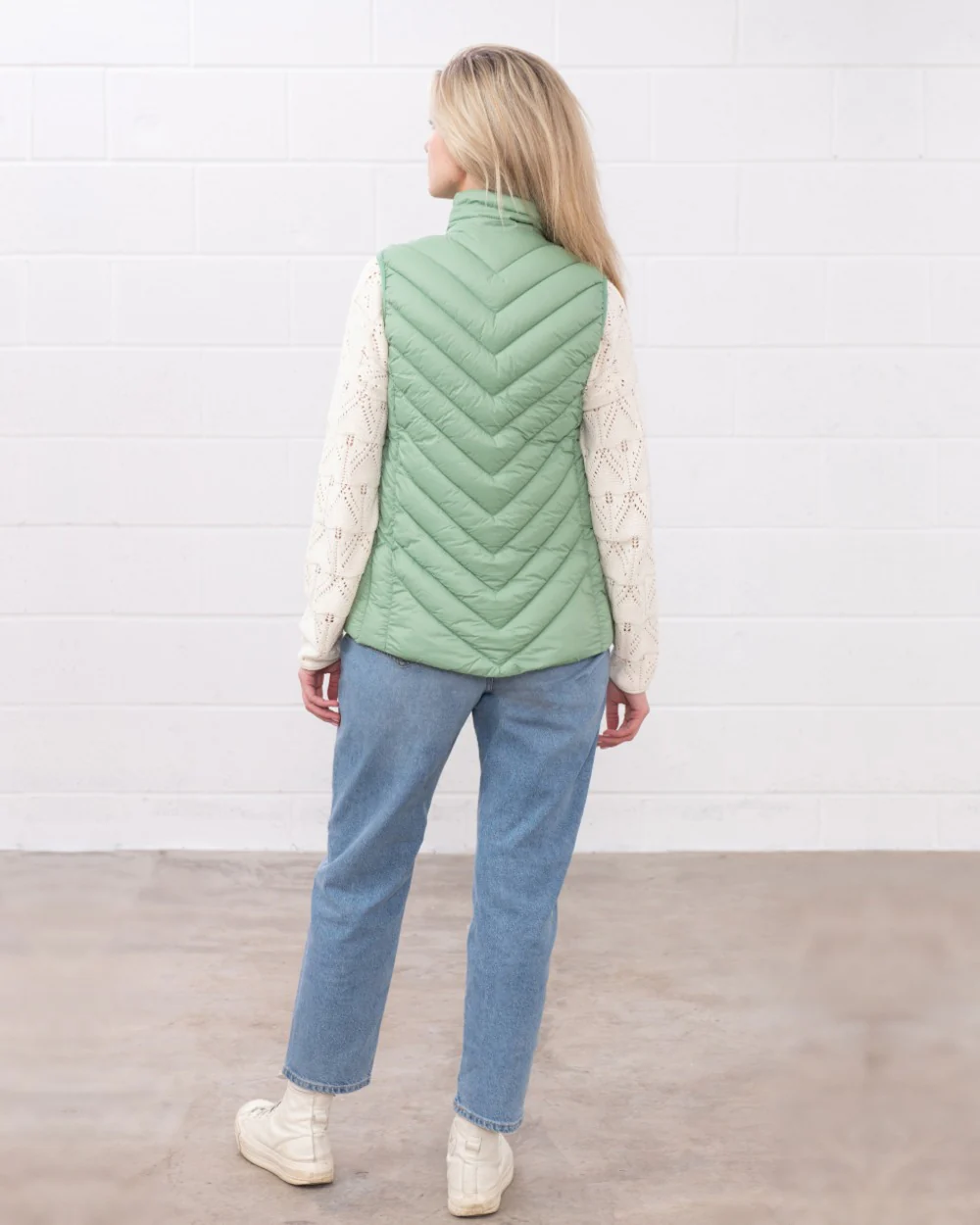 Lighthouse Laurel Ladies Gilet - Image 40