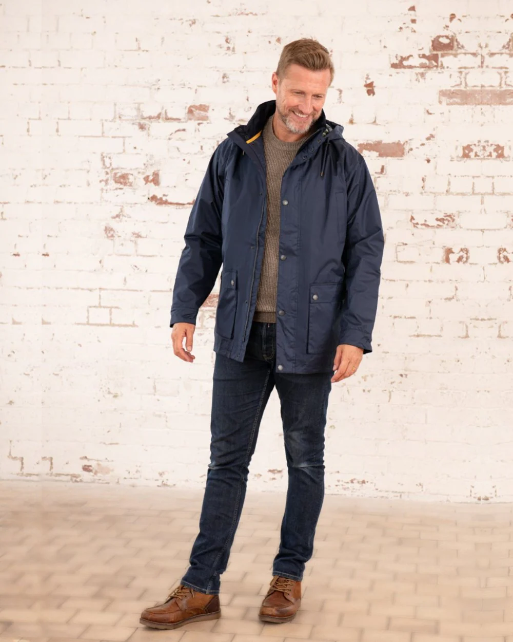 Lighthouse Mens Oxford Raincoat - Image 12