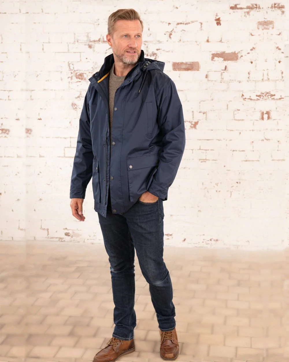 Lighthouse Mens Oxford Raincoat - Image 7