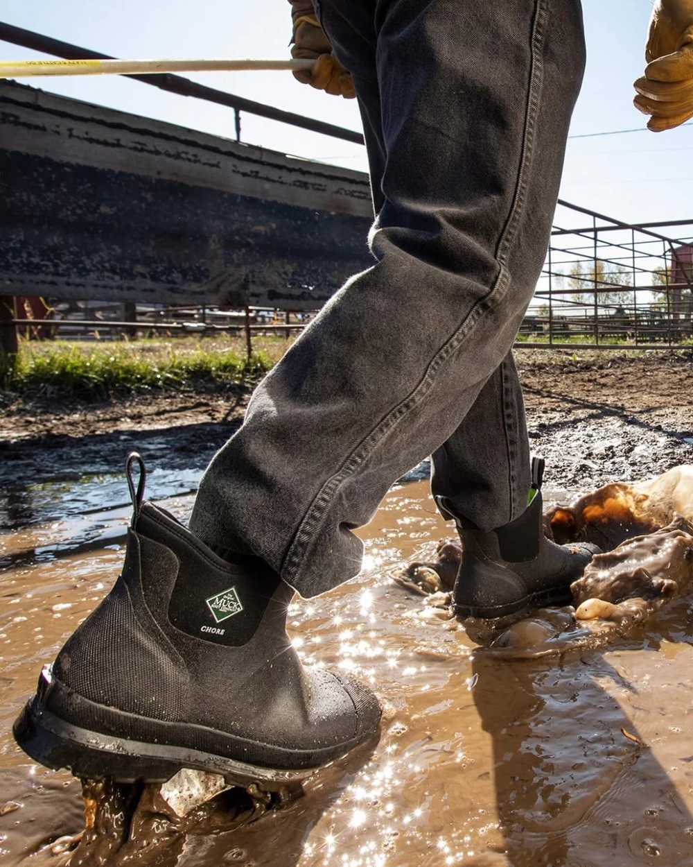 Muck Boots Chore Classic Chelsea Boots - Image 2