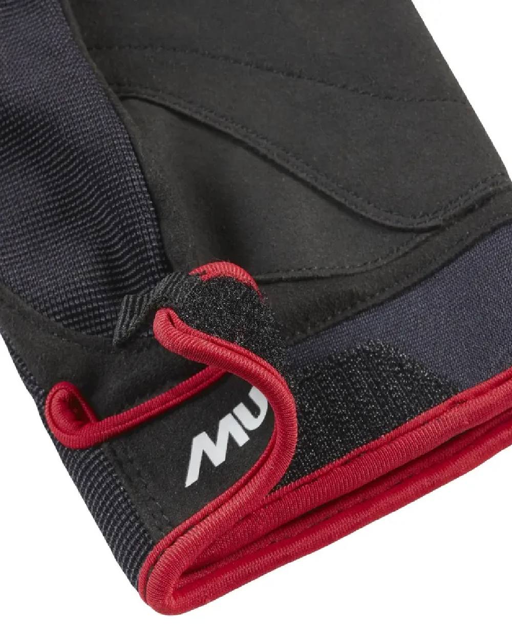 Musto Essential Sailing Long Finger Glove 2.0 - Image 2