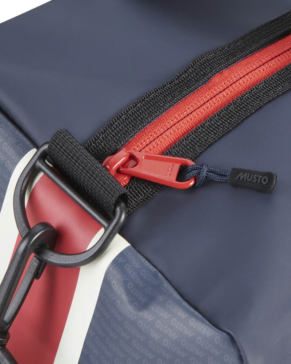 Musto Genoa Small Carryall - Image 4
