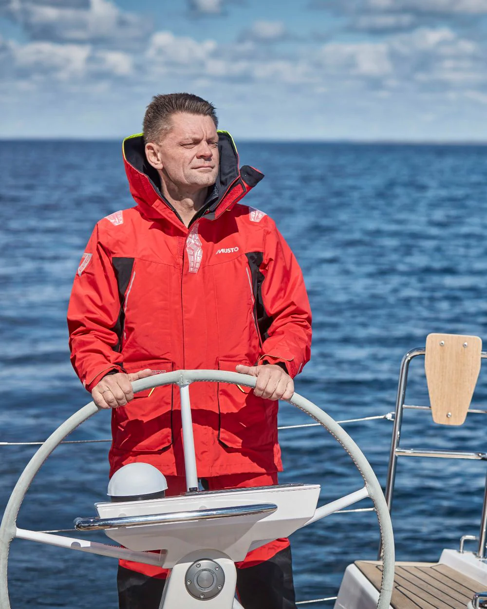 Musto Mens BR2 Offshore Jacket 2.0 - Image 13