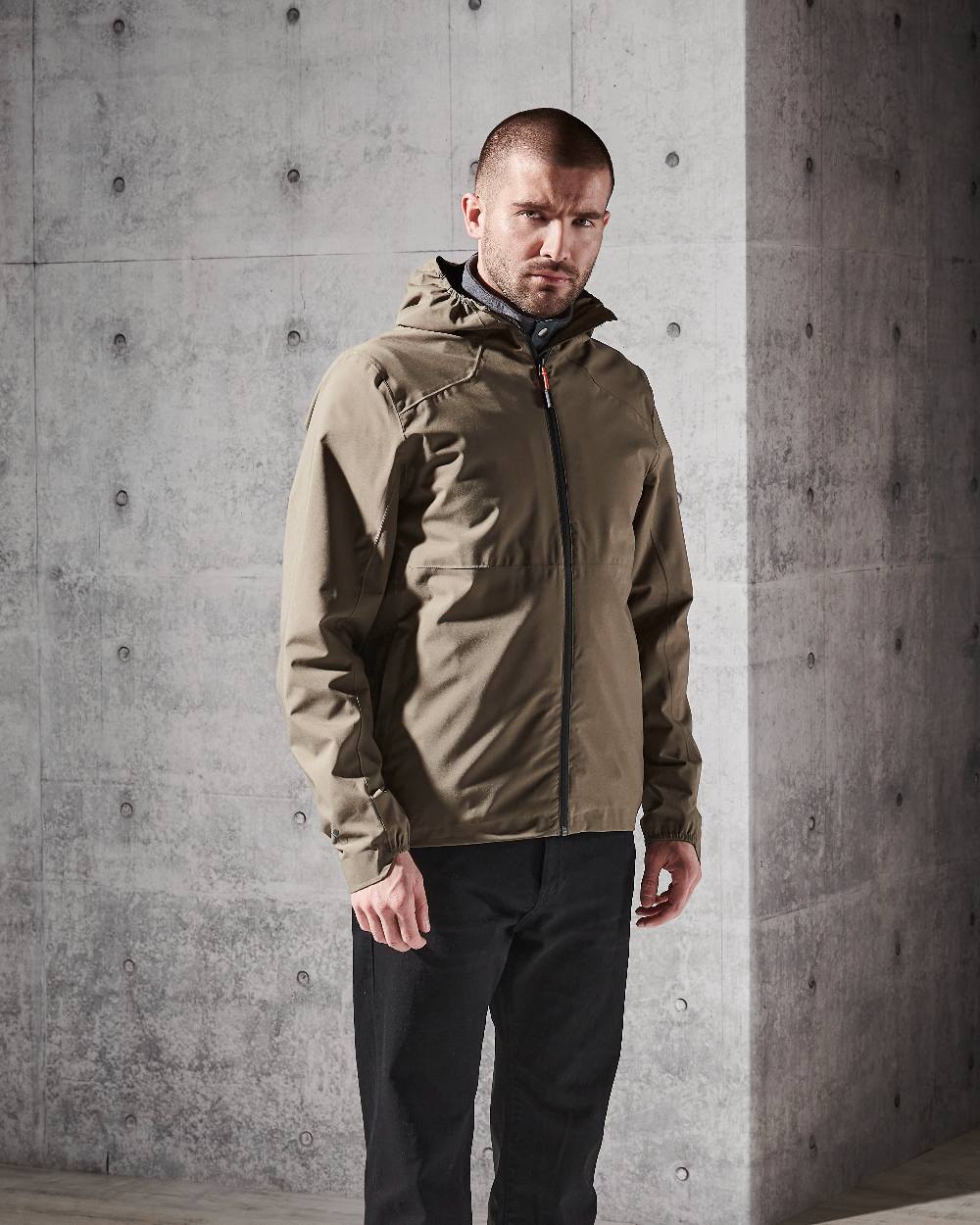 Musto X Land Rover Lite Rain Jacket - Image 13