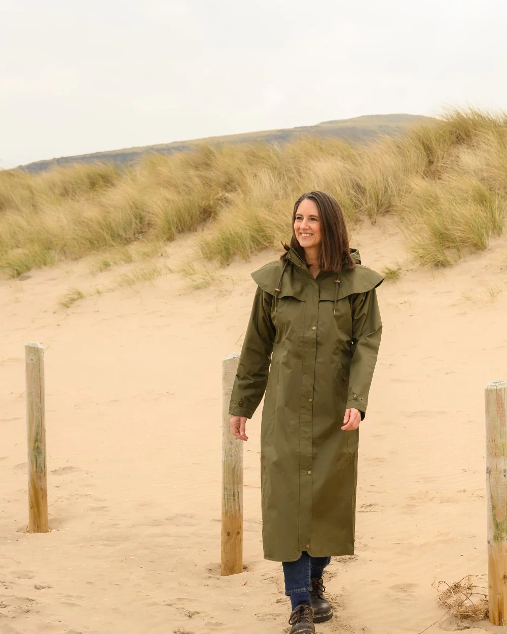 Lighthouse Outback Full Length Ladies Waterproof Raincoat - Image 11